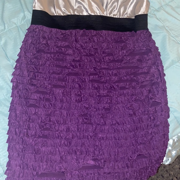 Knee length dress - Picture 4 of 5